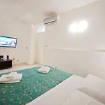 Cairoli Art Apartment Bari