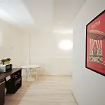 Cairoli Art Apartment