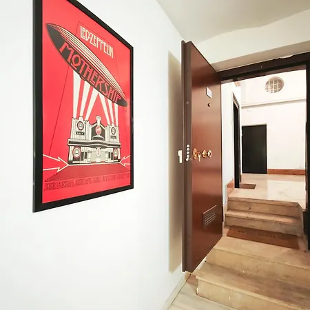 Apartment Cairoli Art Bari