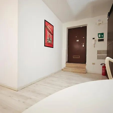 Cairoli Art Apartament *